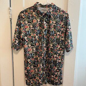 Handup Hawaiian Floral Athletic Button Up Shirt, Size Medium
